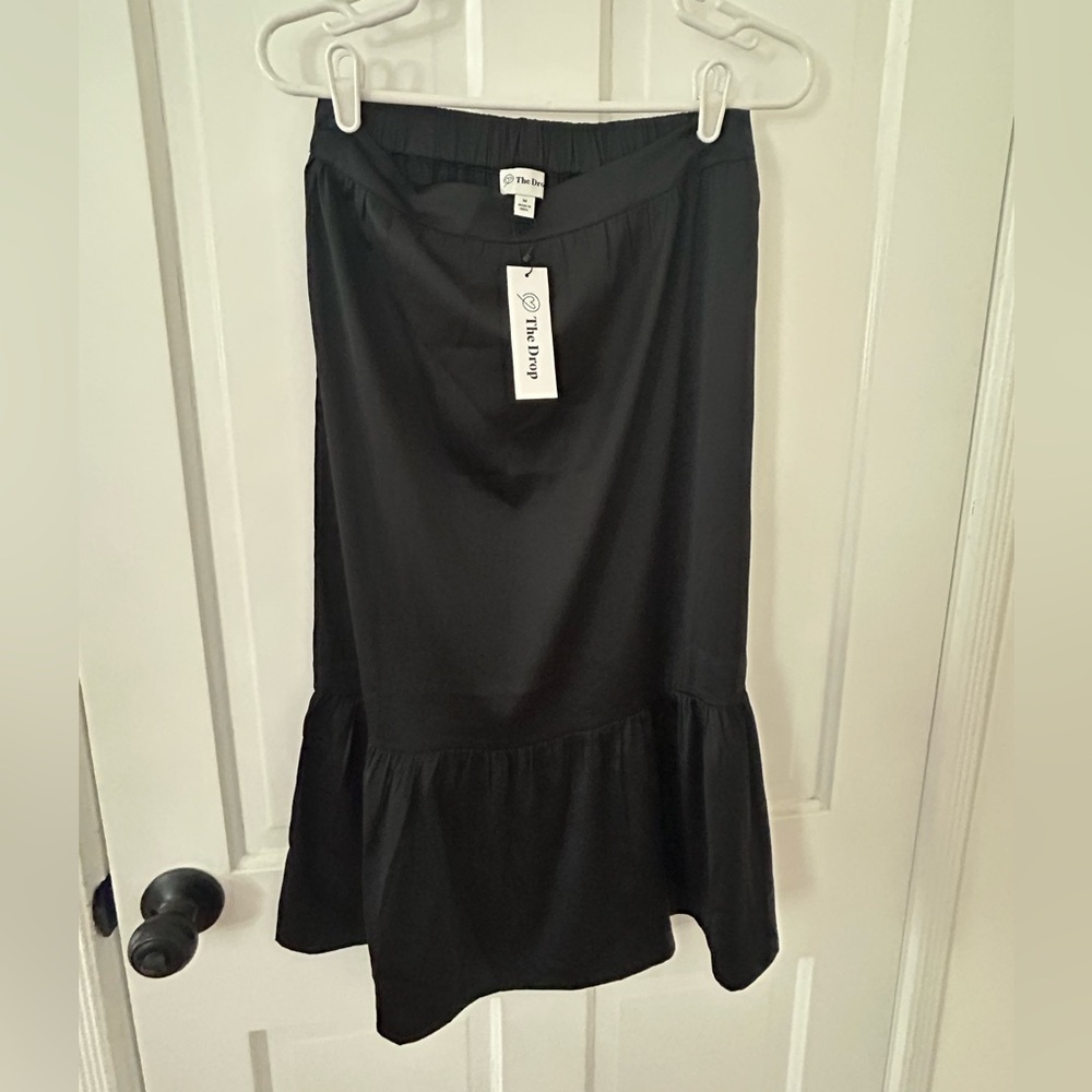 The Drop Tiered Midi Skirt